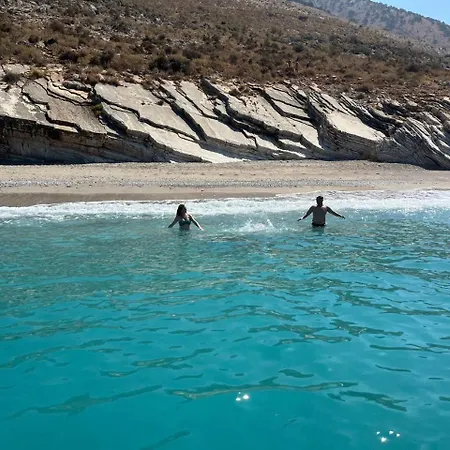 Hotel na wodzie Roxer Boat Tours