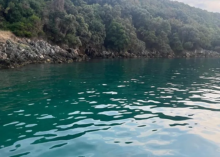 Roxer Boat Tours Saranda