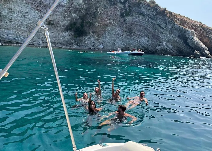 Roxer Boat Tours Saranda
